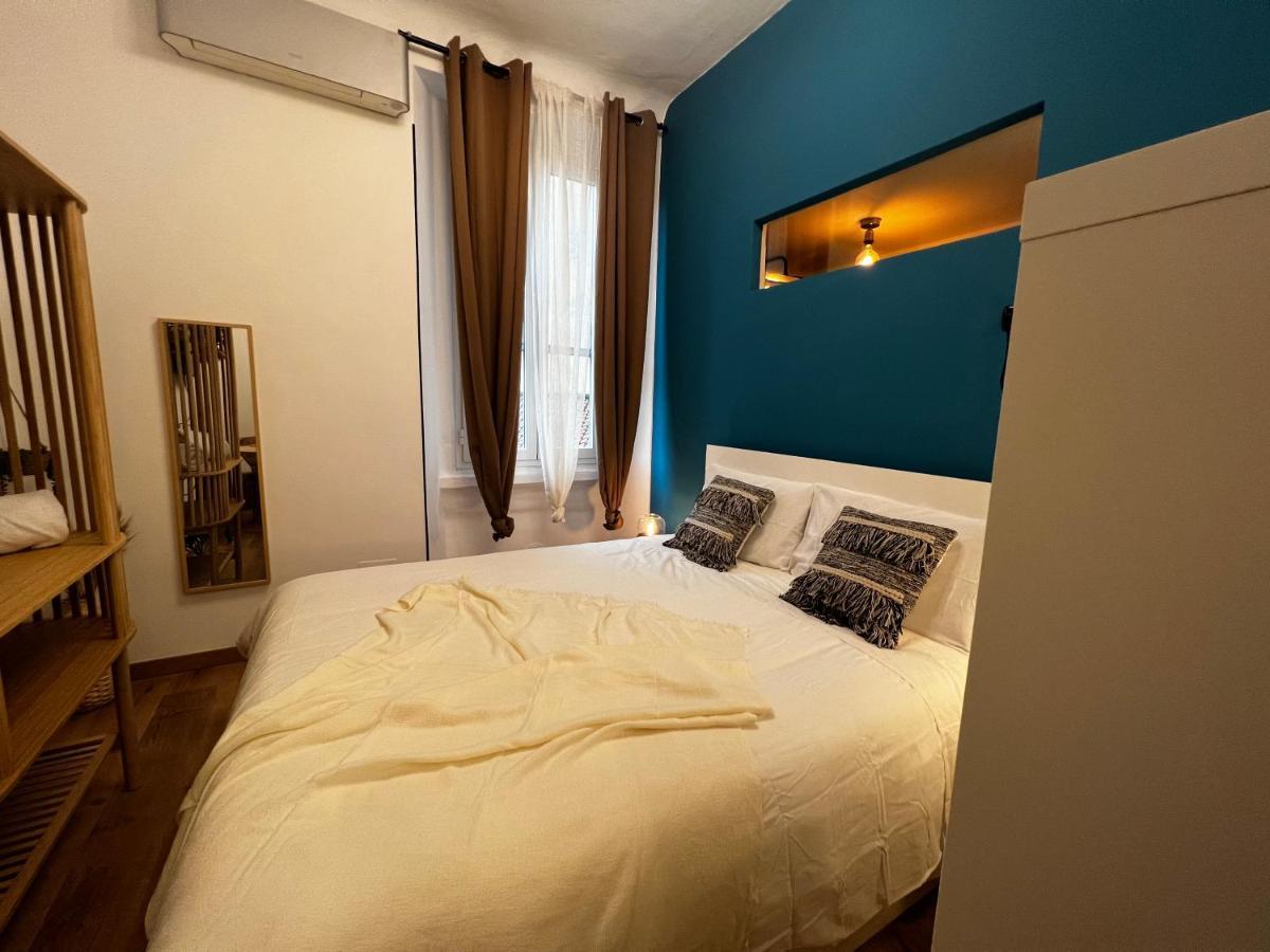 Regina Milano Ai Navigli - Sky Tv, Wifi And Breakfast Box Appartement Buitenkant foto